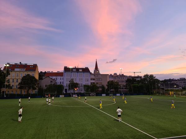Sportplatz Red Star Auto Platz 2 - Wien