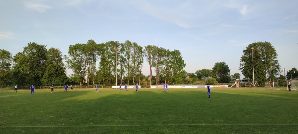 Sportplatz an den Seen - Nordstemmen-Rössing