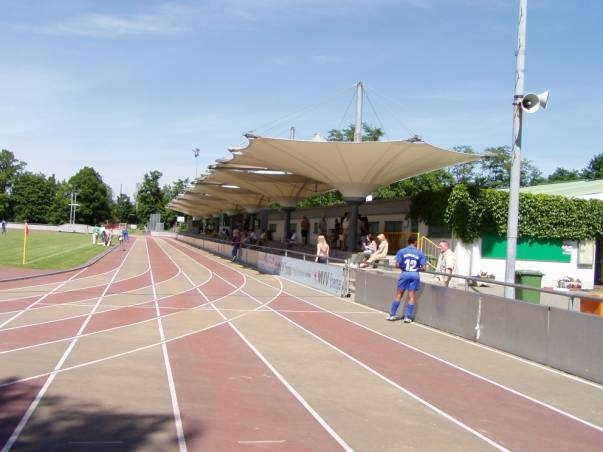 Michael-Hoffmann-Stadion im Sportzentrum Pfeifferswörth - Mannheim