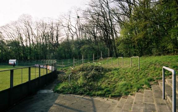 Stadion im Sportpark Höhenberg - Köln-Höhenberg