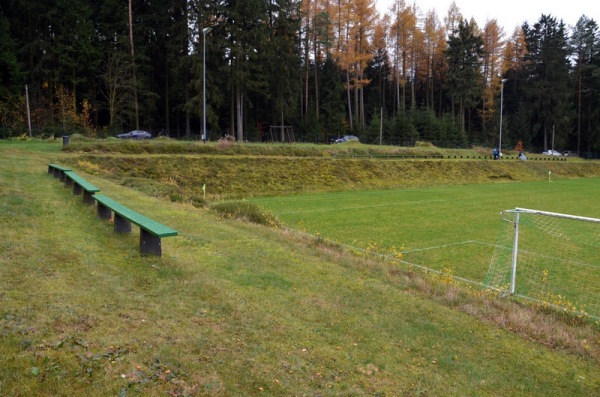 Otto-Knüpfer-Sportplatz - Markneukirchen-Wernitzgrün
