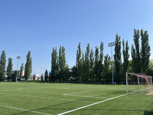 Hřiště 2 TJ Slavia Hradec Králové - Hradec Králové