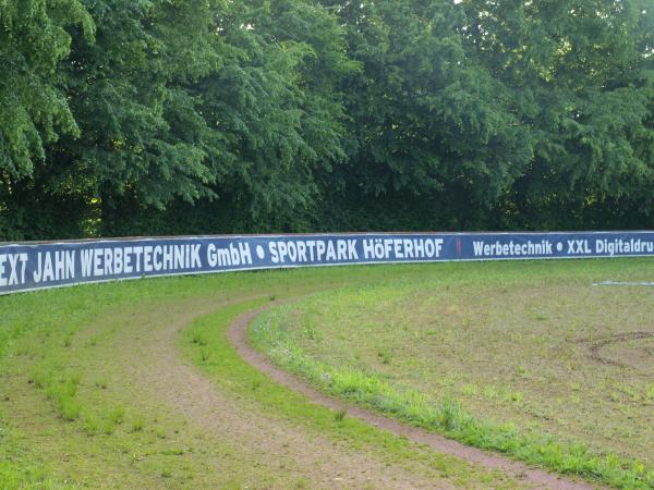 Straußenfarm Stadion - Wermelskirchen-Dabringhausen