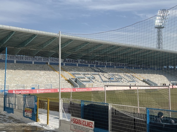Kazım Karabekir Stadyumu - Erzurum