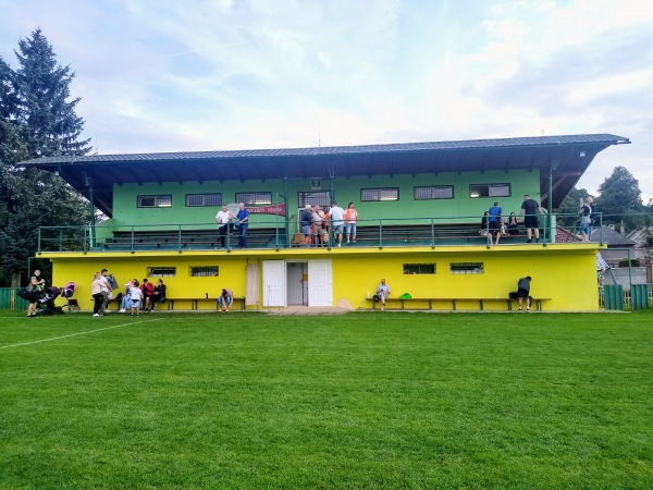 Futbalove ihrisko Pliesovce - Pliešovce
