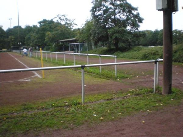 Bezirkssportanlage Großenbaumer Allee Platz 2 - Duisburg-Großenbaum