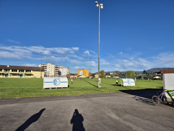 Stade des Prés Domont terrain annexe - Alle