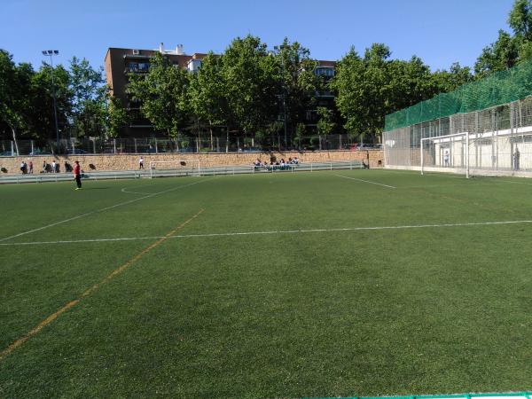 Instalación Deportiva Municipal La Chimenea - Madrid, MD