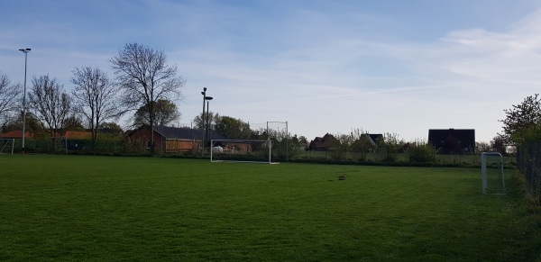Gemeinde- und Sportzentrum Juliankadamm C-Platz - Heiligenstedten