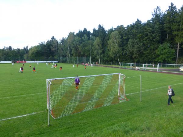 Sportplatz Am Bäckerberg - Tann/Niederbayern-Walburgskirchen 