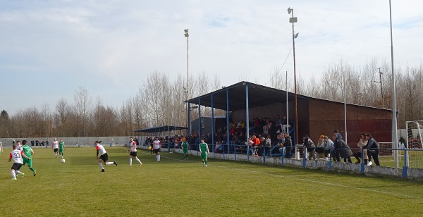 Futbalový štadión Bešeňov - Bešeňov