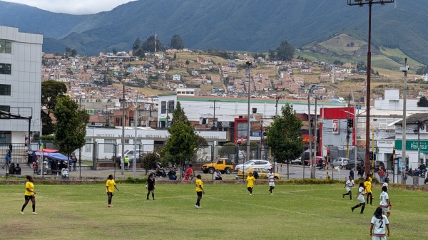 Cancha de Fútbol Parque Bolívar - Pasto