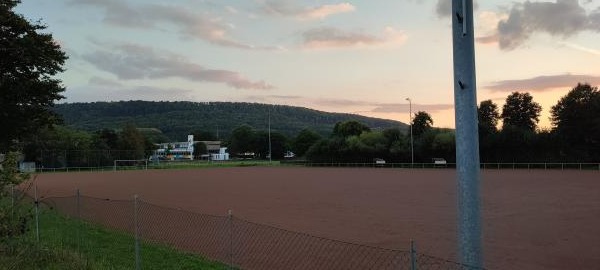 Stadion Harmsmühlenstraße B-Platz - Springe