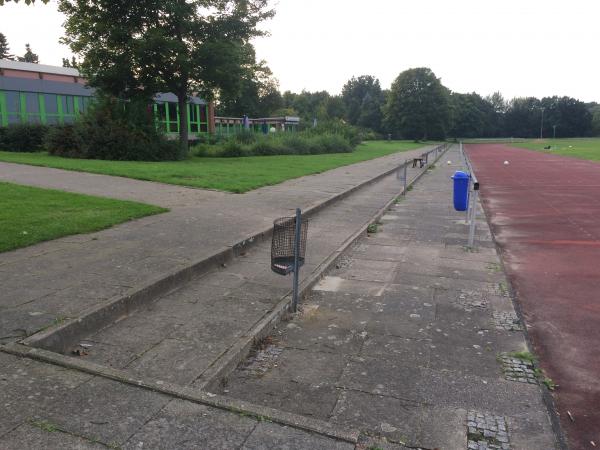 Stadion am Sportpark Thiede - Salzgitter-Thiede