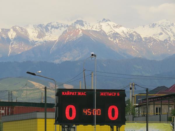 Stadïon Akademïï T.S.Segïzbaeva - Almatı (Almaty)