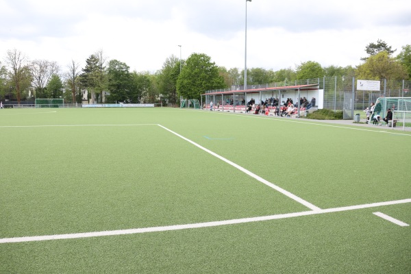 Sportplatz Kurt-Schumacher-Straße - Troisdorf-Friedrich-Wilhelms-Hütte