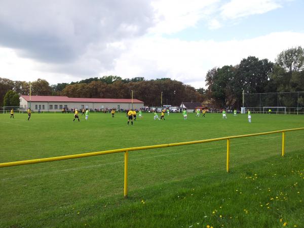 Sportplatz Am Schützenplatz - Osterfeld bei Naumburg
