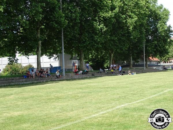 Sportplatz August-Lämmle Grundschule - Ludwigsburg-Oßweil