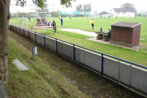 Sportanlage Am Kaiserplatz - Calden