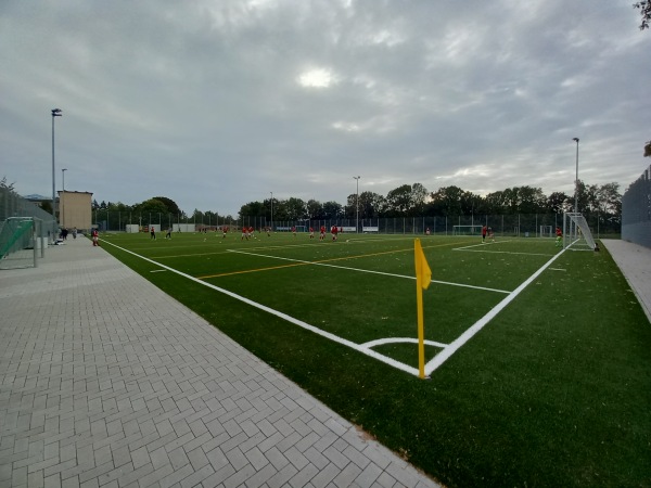 Sportplatz am Sportgymnasium - Schwerin