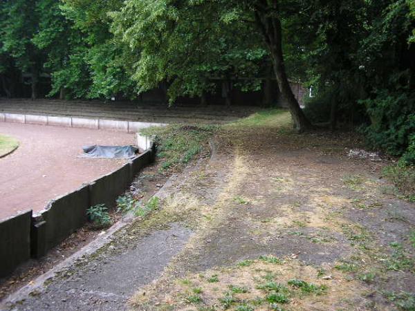 Bezirkssportanlage Werthauserstraße - Duisburg-Rheinhausen