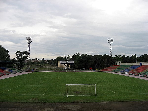 Stadioni Poladi - Rustavi