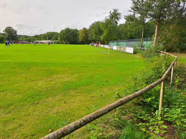 Aukrug-Stadion - Aukrug-Bünzen