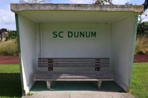 Sportplatz an der Schule - Dunum