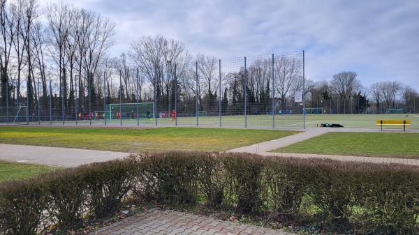 Sportgelände am Wickerbach - Wiesbaden-Delkenheim