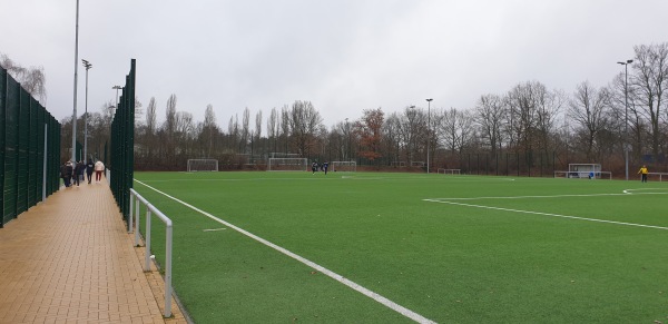Hans-Rosenthal-Sportanlage Platz 6 - Berlin-Charlottenburg