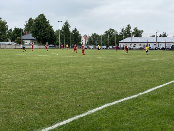 Gminny Stadion Sportowy - Potworów