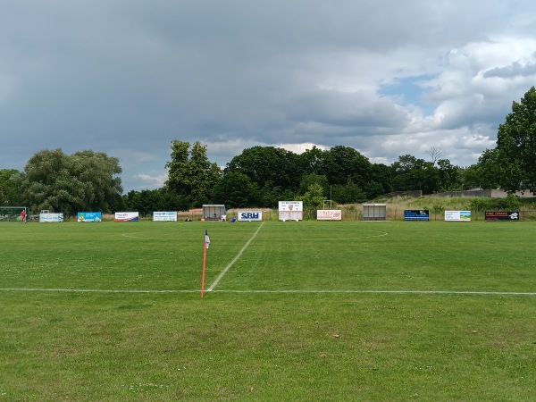 Sportanlage an der Chaussee - Lohmen/Mecklenburg