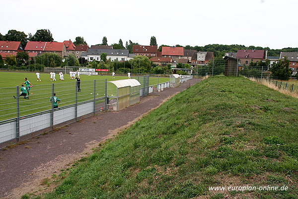 Platzanlage Bahnhofstraße - Völpke