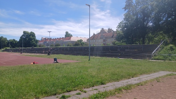 Kissingen-Stadion - Berlin-Pankow-Süd