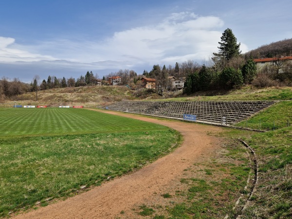 Vladaya Stadion - Vladaya