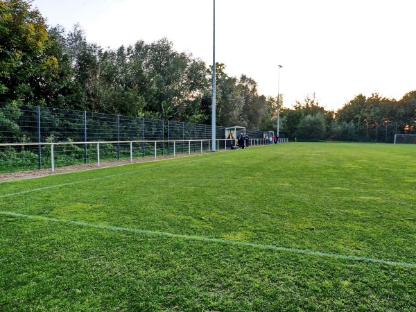 Trotzbachstadion Nebenplatz - Erwitte-Horn