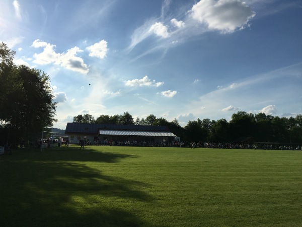 Sportgelände Dammstraße - Bruckberg/Niederbayern-Bruckbergerau West