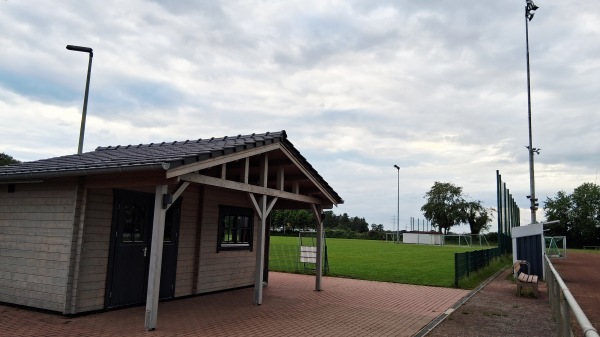 Stadion am Hogenbusch Nebenplatz 1 - Hamminkeln-Mehrhoog