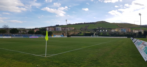 Stadio Comunale Mimmo Pavone e Alessandro Mariani - Pineto