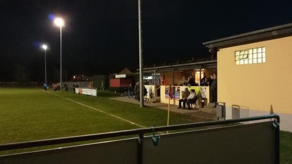 Sportplatz Eisenbahnsiedlung - Duisburg-Eisenbahnsiedlung Hohenbudberg