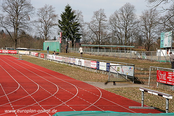 Gustav-Schickedanz-Stadion - Fürth/Mittelfranken-Oberfürberg