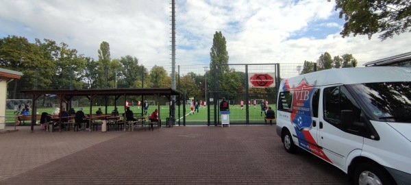 Sportplatz Virchowstraße - Berlin-Friedrichshain