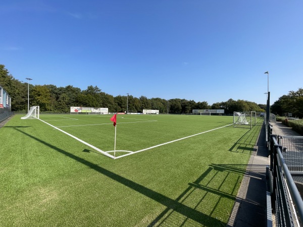 Sportpark Bergenshuizen - Zwaluw VFC veld 2 - Vught-Bergenshuizen