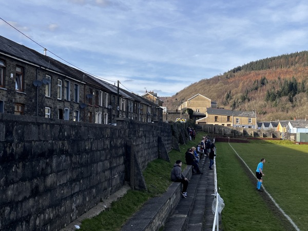 Glasbrook Field - Aberpennar (Mountain Ash), RCT