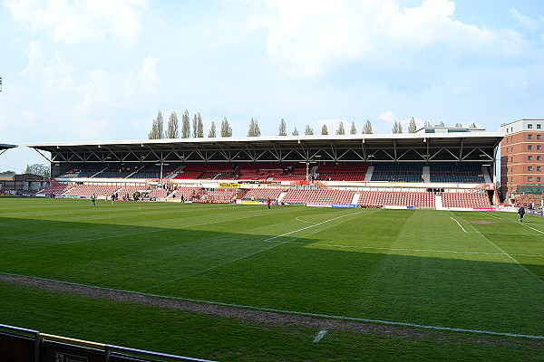 Y Cae Ras - Wrexham, WRX
