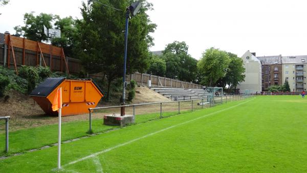 Sportplatz Waldstraße - Wiesbaden