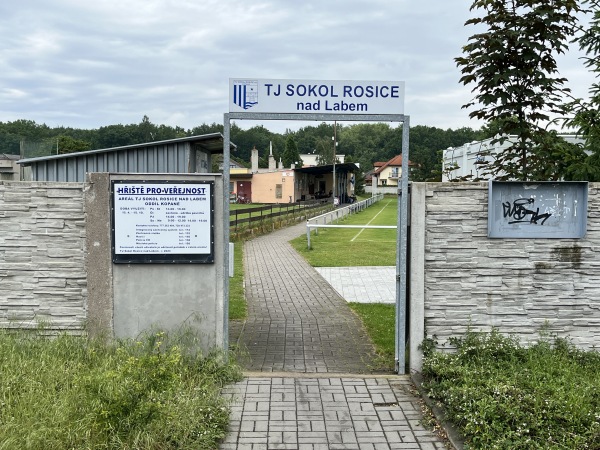 Hřiště Rosice nad Labem - Pardubice-Rosice nad Labem