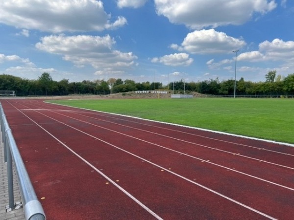 Maingau-Energie-Stadion LA-Platz - Rodgau-Jügesheim