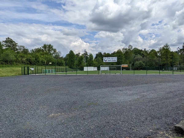 Sportplatz Lahr - Waldbrunn/Westerwald-Lahr