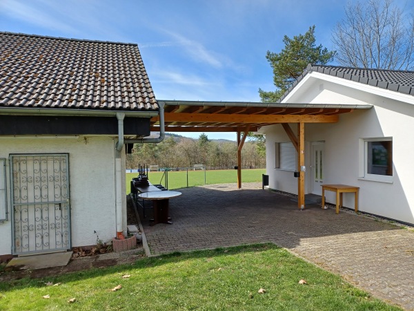 Sportplatz Schmittener Straße - Usingen-Merzhausen